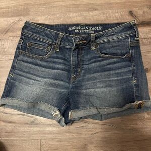 American Eagle size 8 shorts